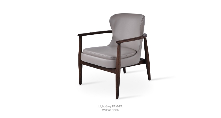 2019 12 18 Bonaldo Lounge Chair Light Grey